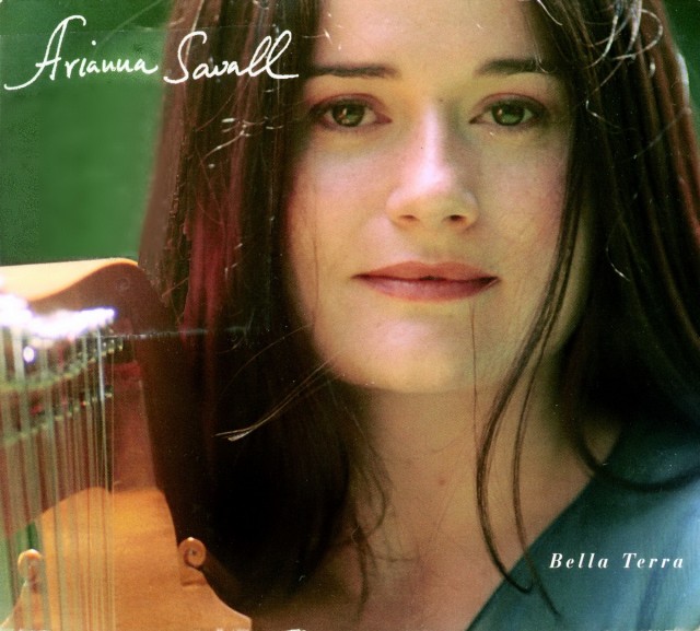 جلد آلبوم بلا ترا، آریانا ساوال