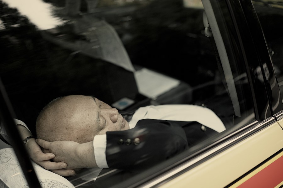 دانیال، عکاس اتریشی، آدم «روزخواب» و شب‌بیدار است و شاید برای همین راننده‌های خواب و خسته تاکسی در ژاپن برایش جذاب بوده‌اند